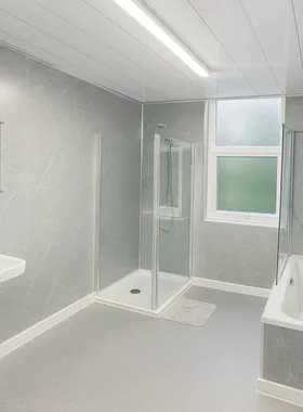 Student Hall Shower and Bath