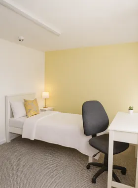 Student Hall bedroom_7